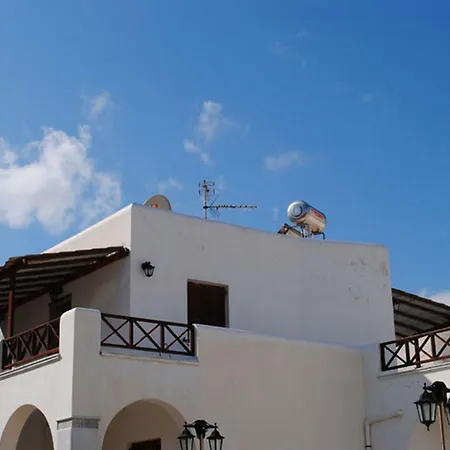 Akti Miaouli Apartament Vári