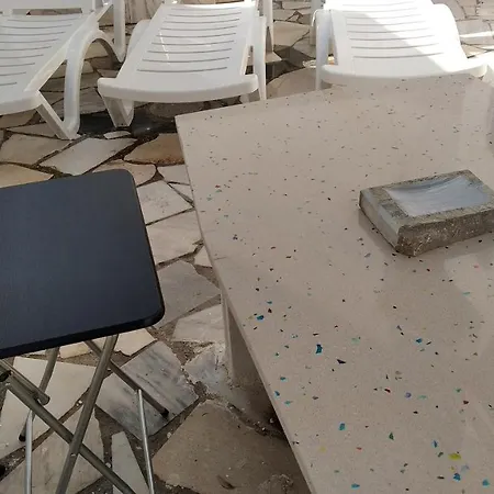 Apartament Akti Miaouli Vári