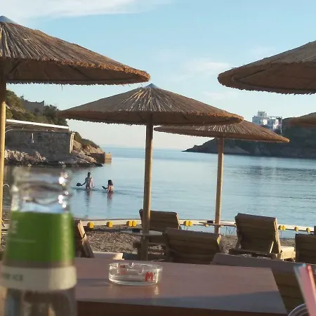 Akti Miaouli Apartament *